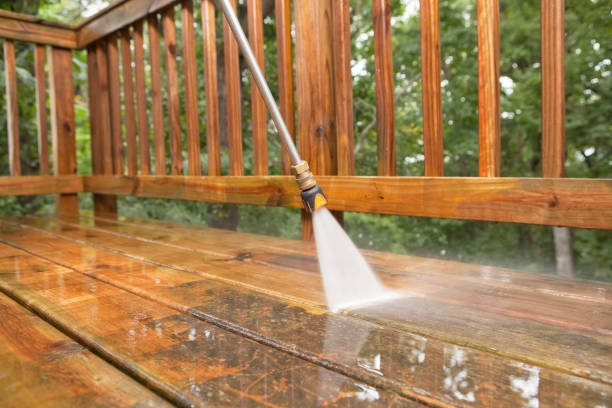 Best Roof Washing  in Saratoga, WY
