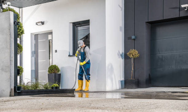 Best Fence Cleaning  in Saratoga, WY